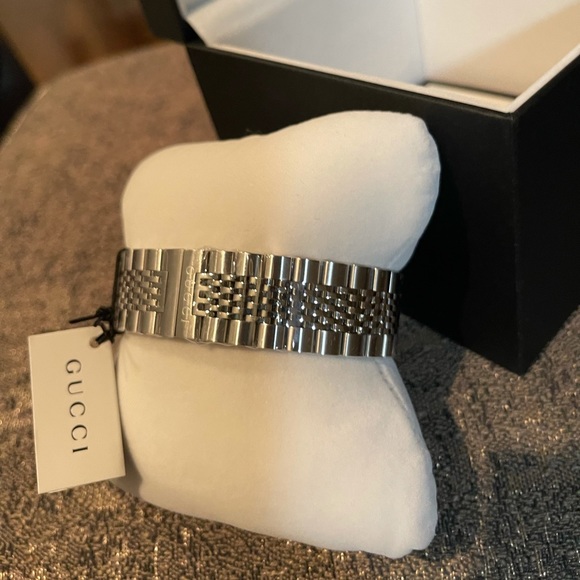 Brand new Gucci Authentic watch.